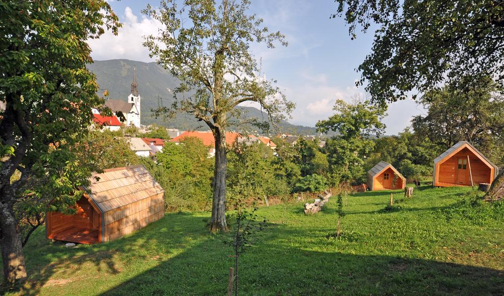 Tržič Glamping Organic Farm Slibarヴィラ エクステリア 写真