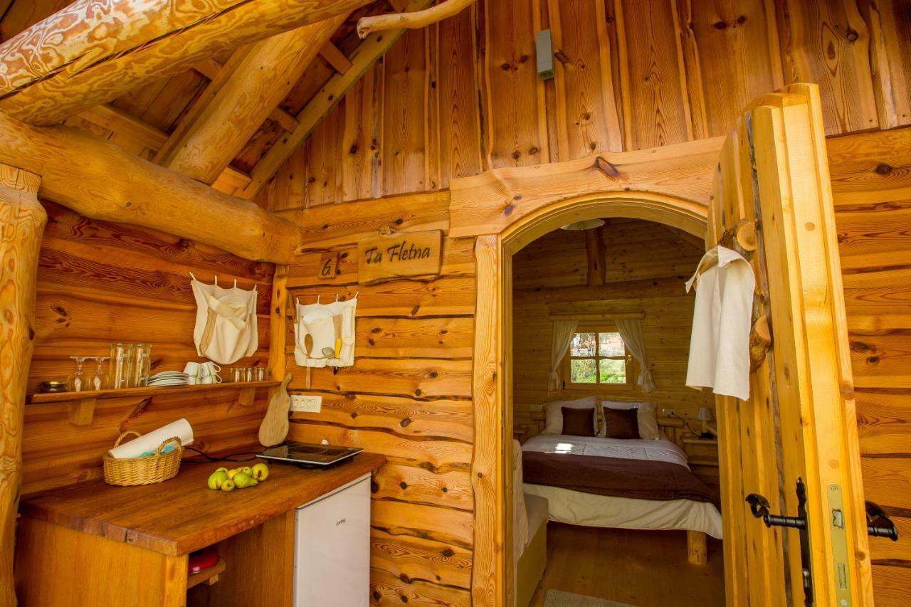 Tržič Glamping Organic Farm Slibarヴィラ エクステリア 写真